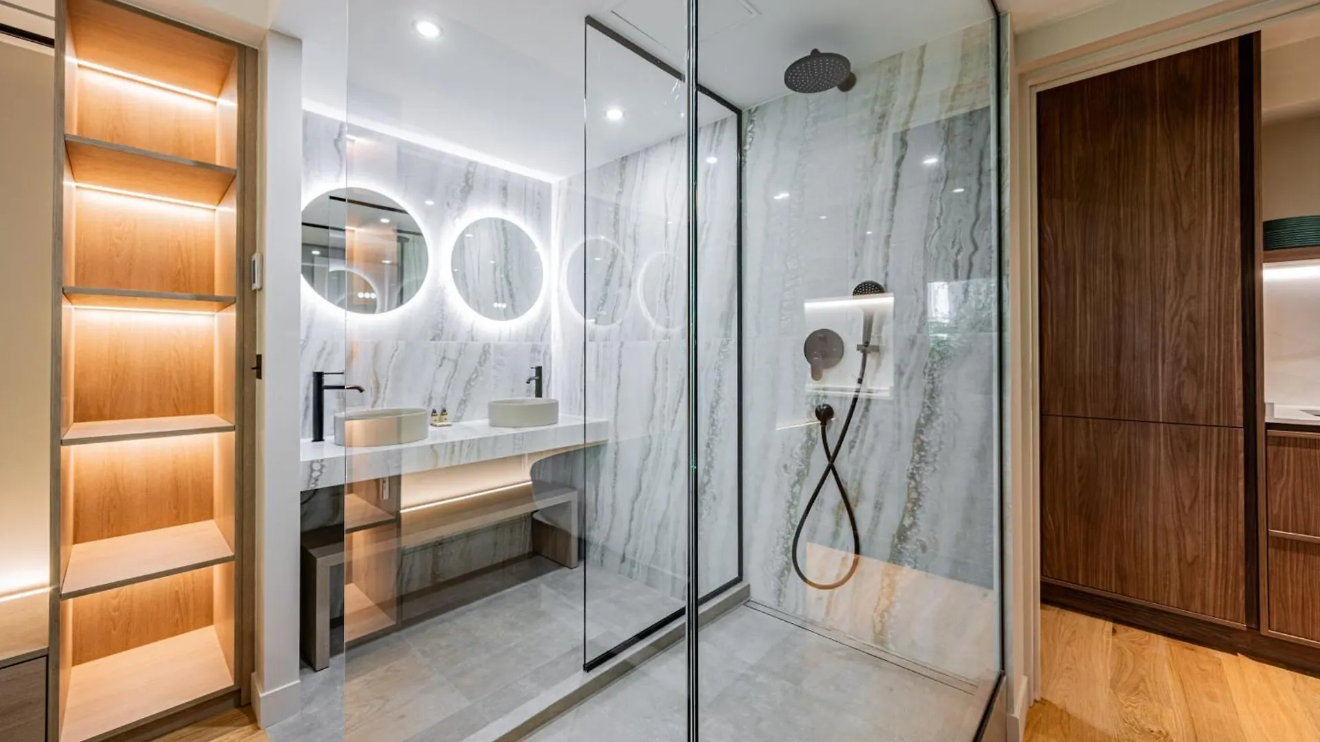 Lovelyappartment-Oldmontmartre Paris
