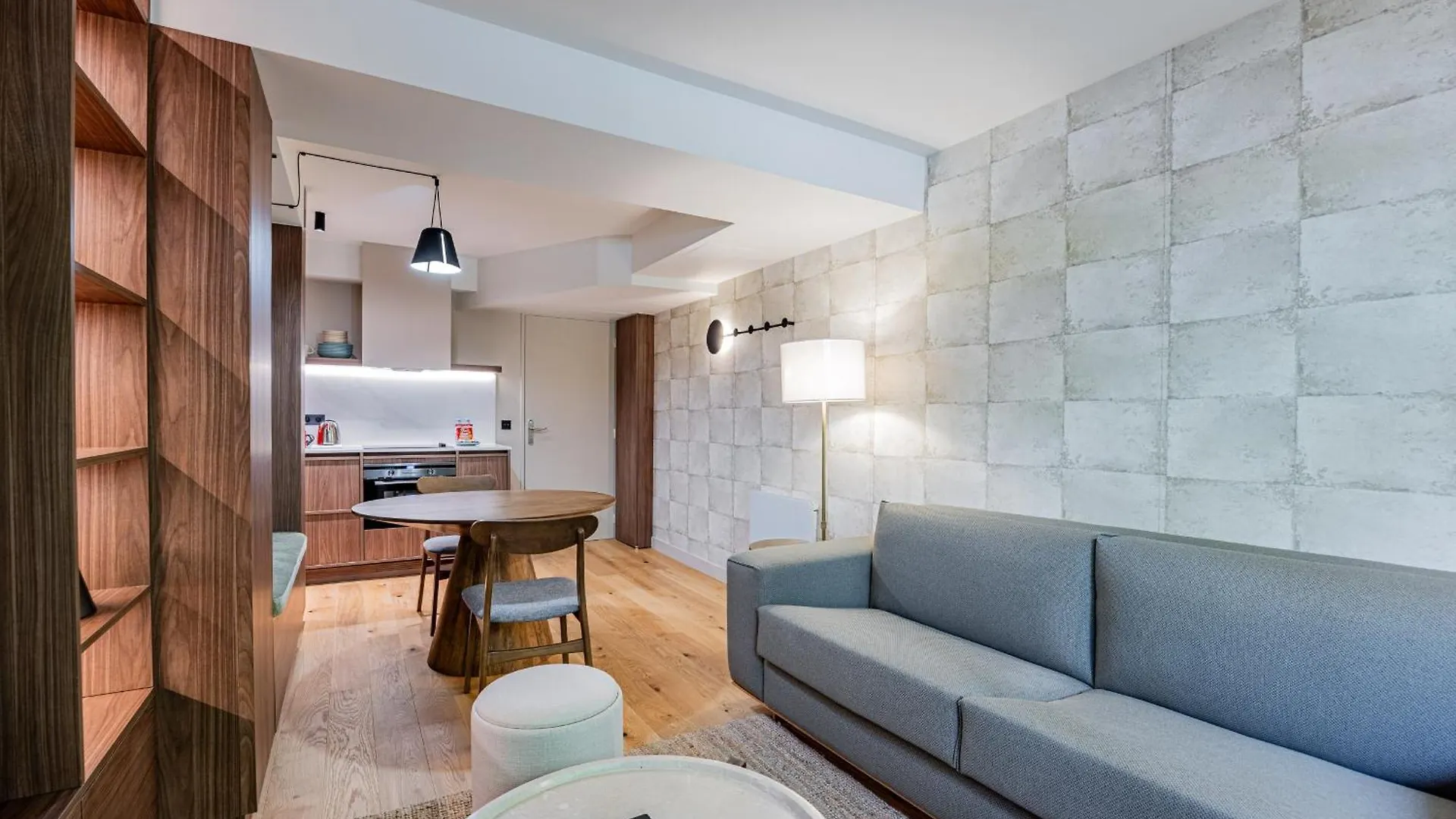 Apartment Lovelyappartment-Oldmontmartre Paris France