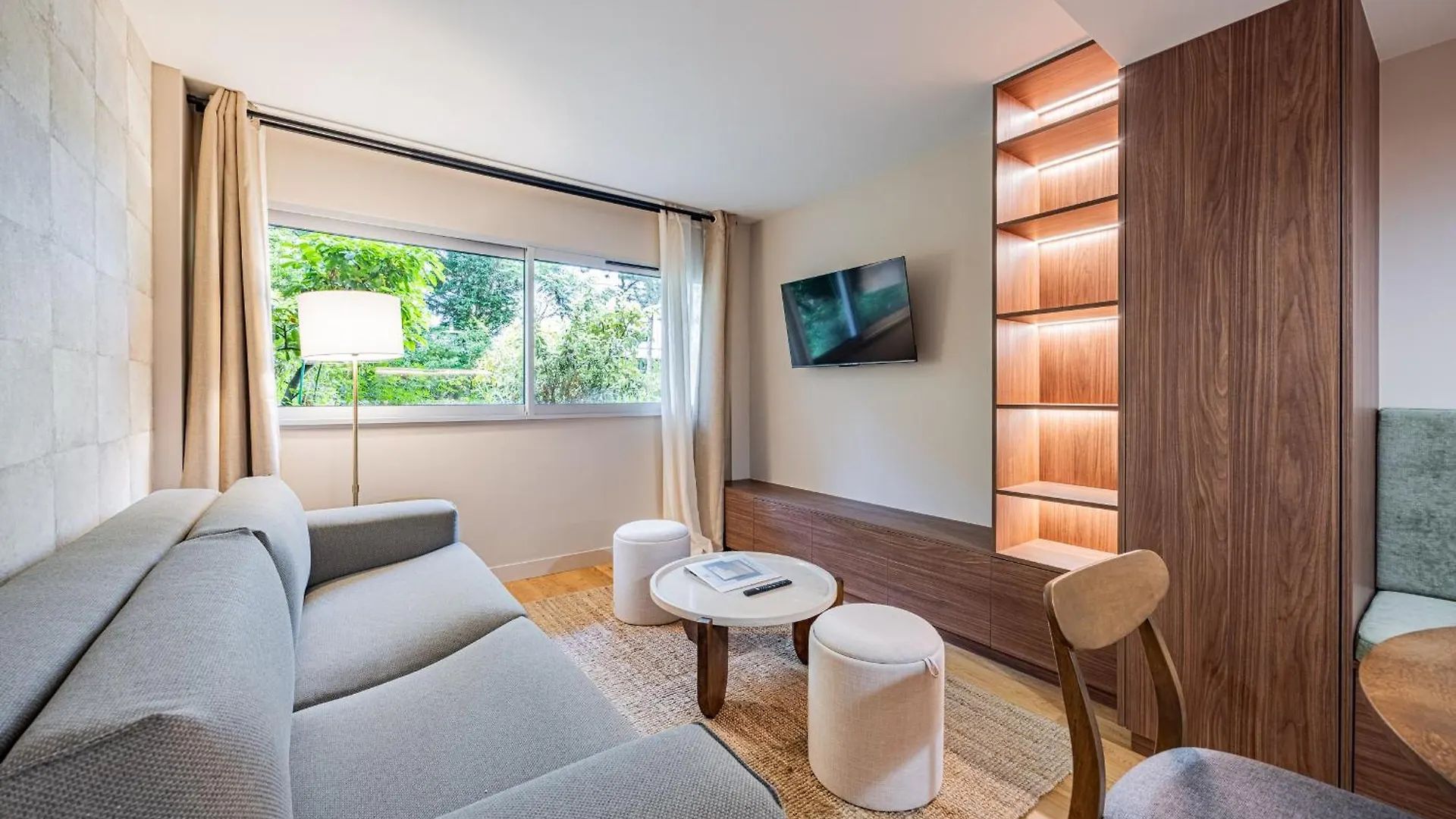 Apartment Lovelyappartment-Oldmontmartre Paris